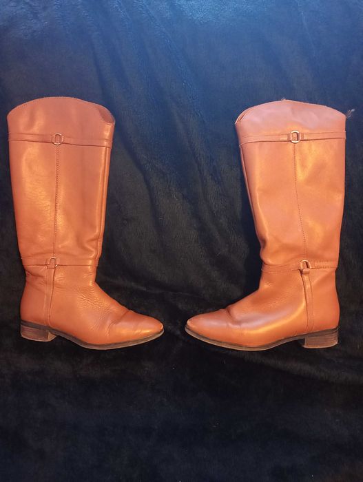 Botas de Senhora em pele Cortefiel tamanho 39