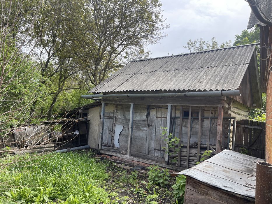Будинок в центрі Куземина