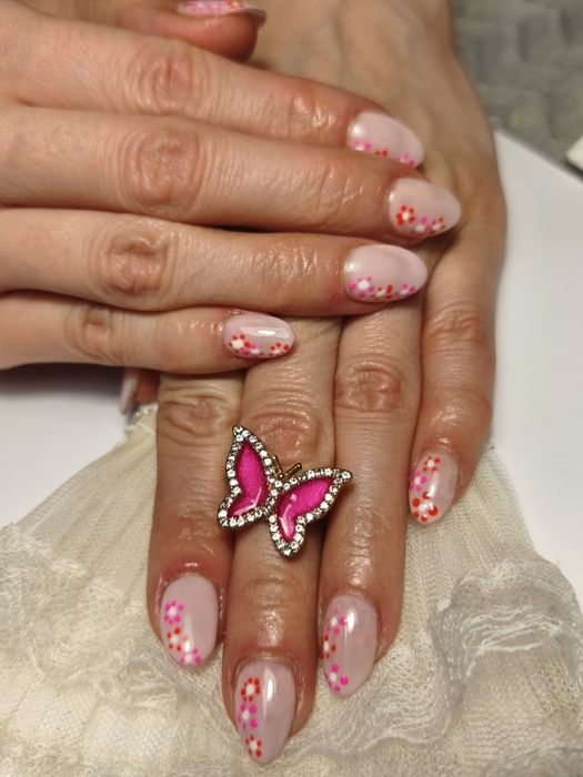 Paznokcie hybryda żel (przedłużanie)