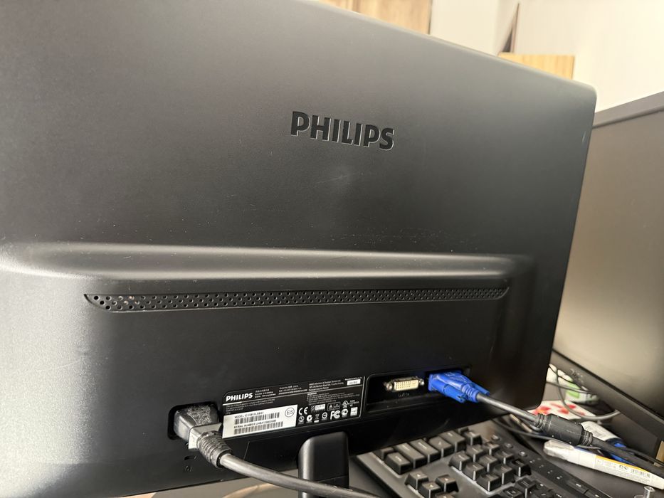 Монітор 23" Philips V-line 236V3LSB/01
