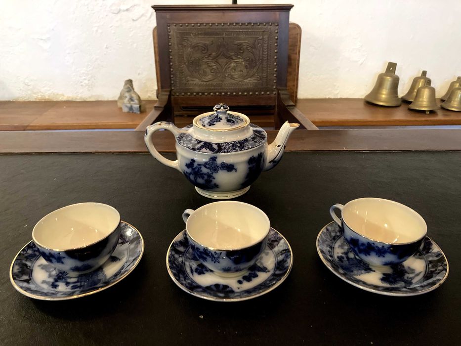 Serviço de chá Fábrica de Louça de Sacavém