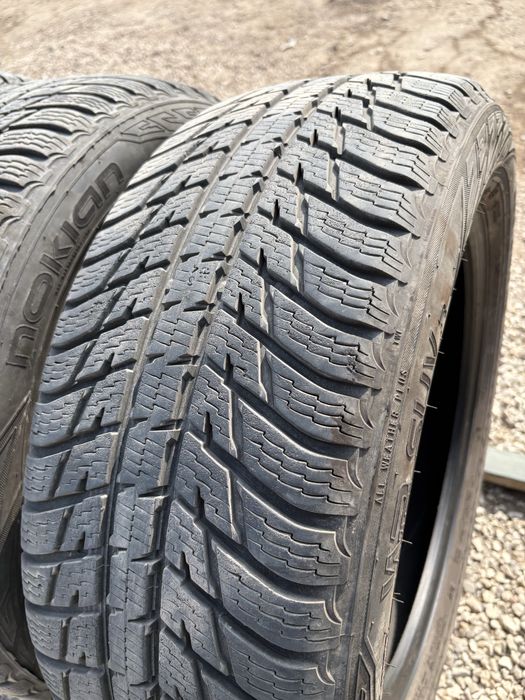 Opony zimowe 235/55 R18 104H