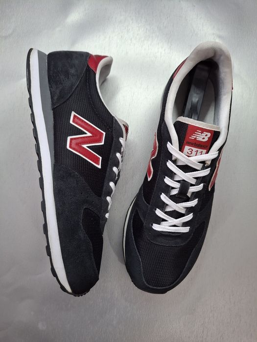 Кроссовки New Balance 311 Black Red