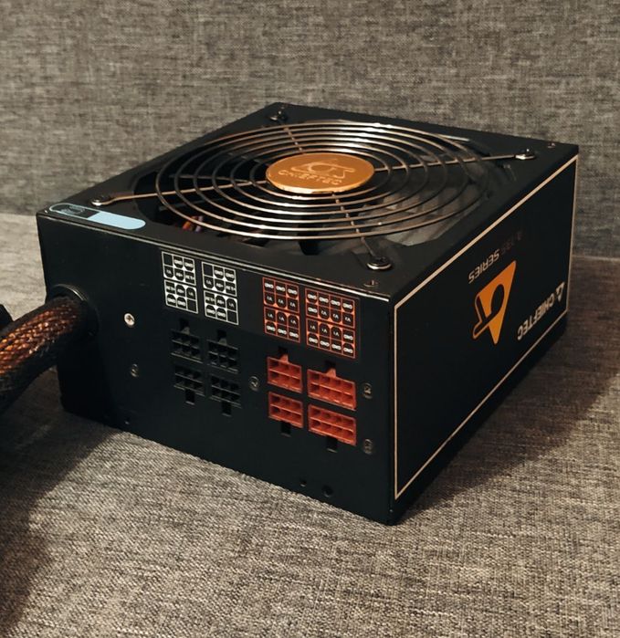 БП CHIEFTEC 750W  80PLUS Bronze блок питания 750Вт