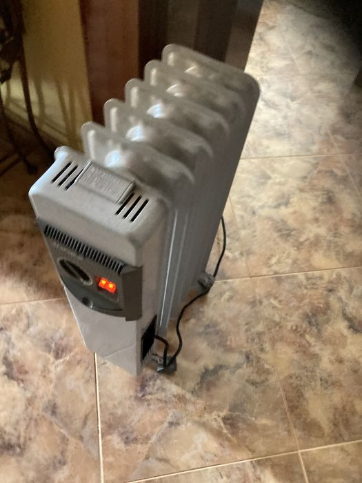 Aquecedor Junex em bom estado de funcionamento