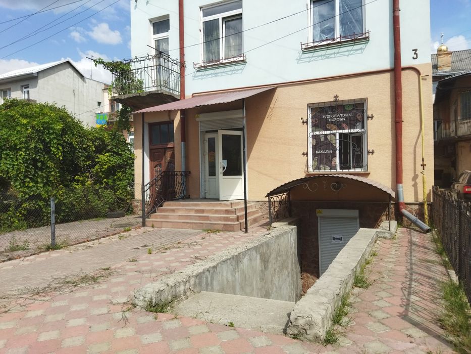 Оренда продаж магазину офісу