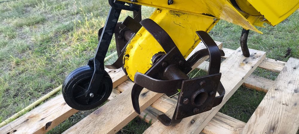 Glebogryzarka spalinowa Texas Lilli 310