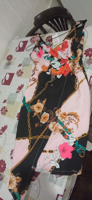 vendo vestidos novos