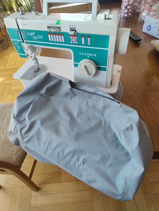 Sprzedam maszynę do szycia Łucznik