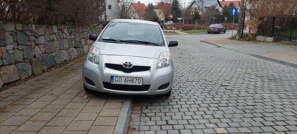 Toyota Yaris YARIS 1.3 Krajowy, drugi właściciel