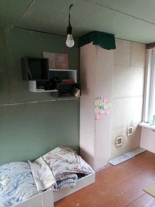 Будинок з ремонтом с.Завадів. Залишають меблі та побутову техніку.