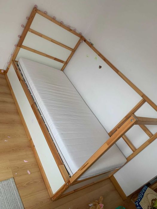 Cama IKEA KURA + Colchão AFJÄLL 90x200 – Conjunto 100€
