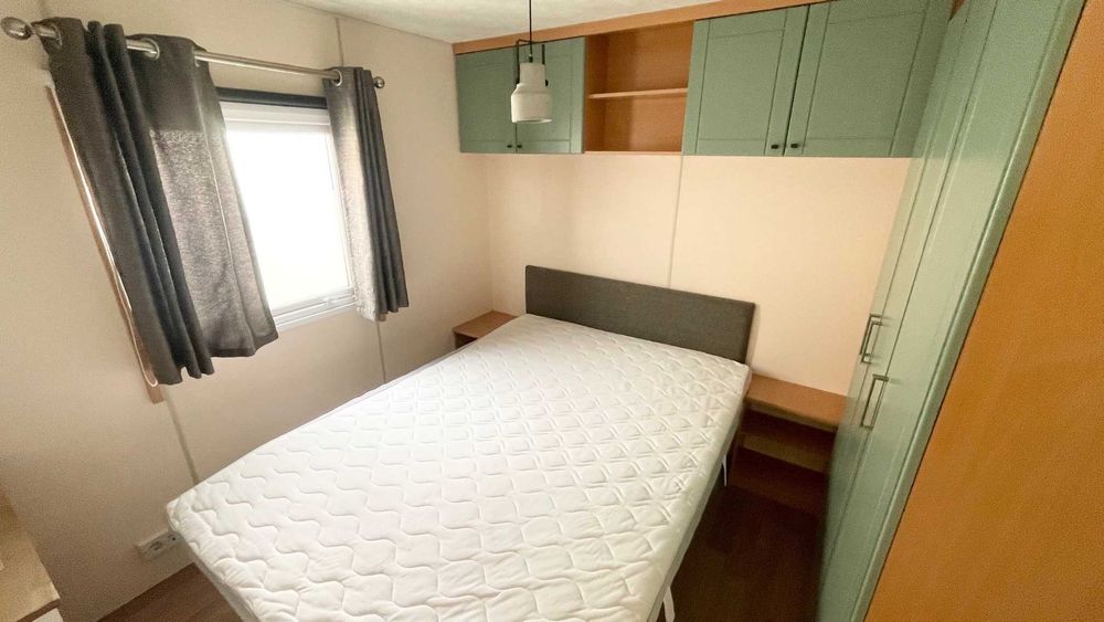 Domek Holenderski Całoroczny W-839 . ROK PRODUKCJI 2012 .10,50 x 3,70 Trzy sypialnie ,podwójne okna.Transport do 100 km gratis !!! - Widok 5