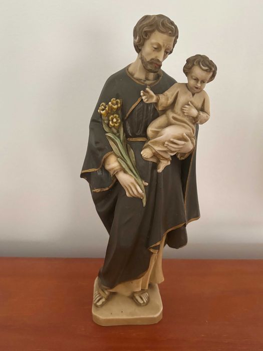 S. José em resina- 25 cm