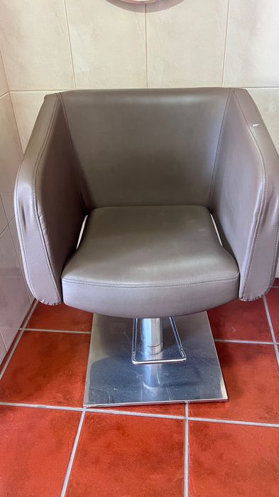 Rampa de lavagem cabelo e cadeira hidráulica
