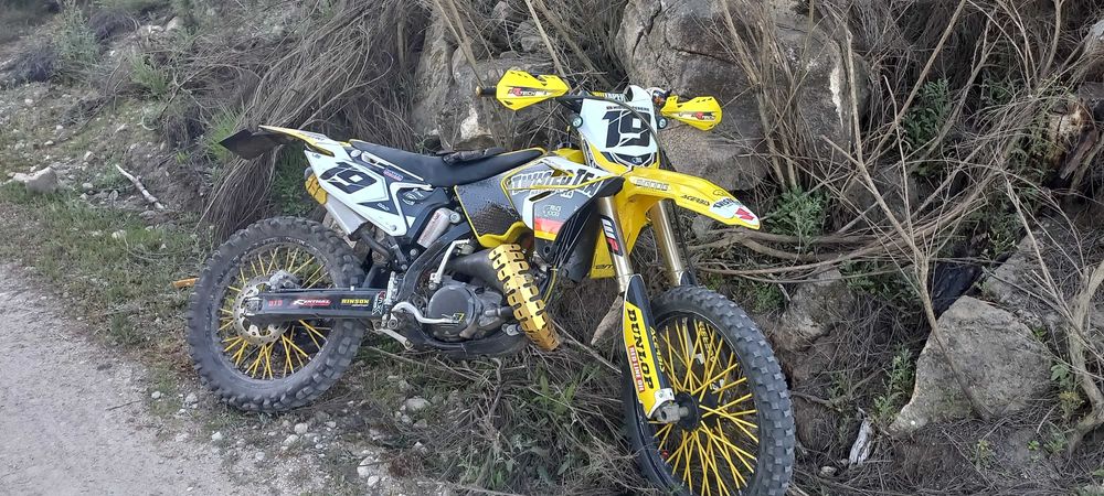 SUZUKI RM 125 MATRICULADA