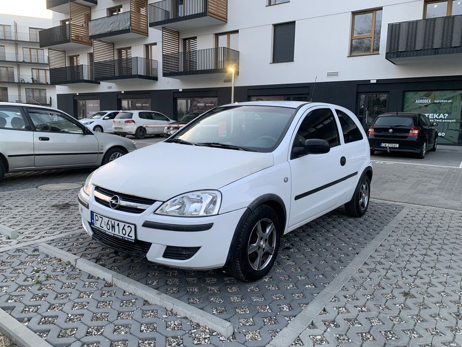 Wynajmę samochód 50 zł/doba bez limitu km wypożyczę auto Opel Corsa