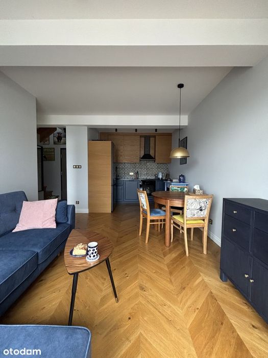 2-poziomowe mieszkanie 54,66 m², 2 łazienki, balkon + taras