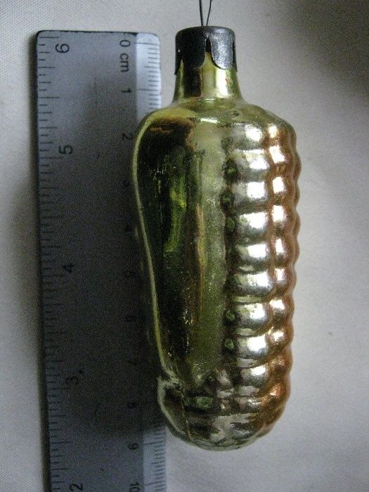 Три ёлочные игрушки из СССР (1).