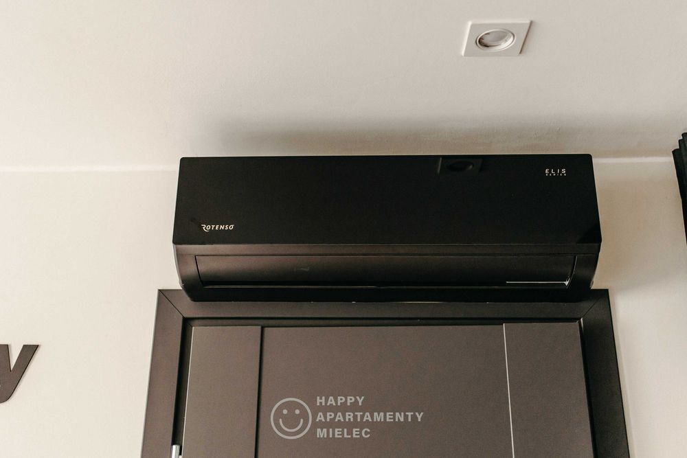 Nocleg Noclegi Apartamenty na doby - Apartamentyhappy.pl - Faktura Vat