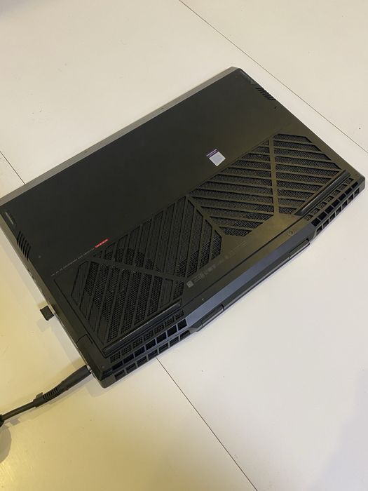 HP Omen 17 RTX 2070 super i7-10750H 16GB RAM чудовий стан