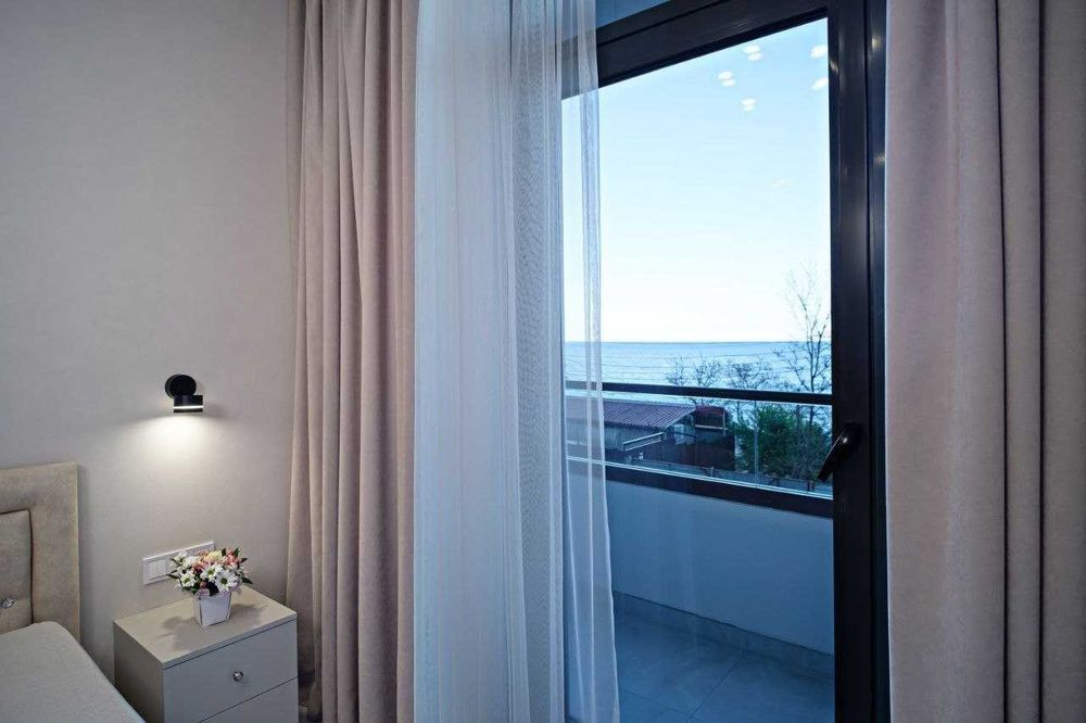 Сдаются посуточно стильные апартаменты с видом на море в ЖК «Калипсо»!