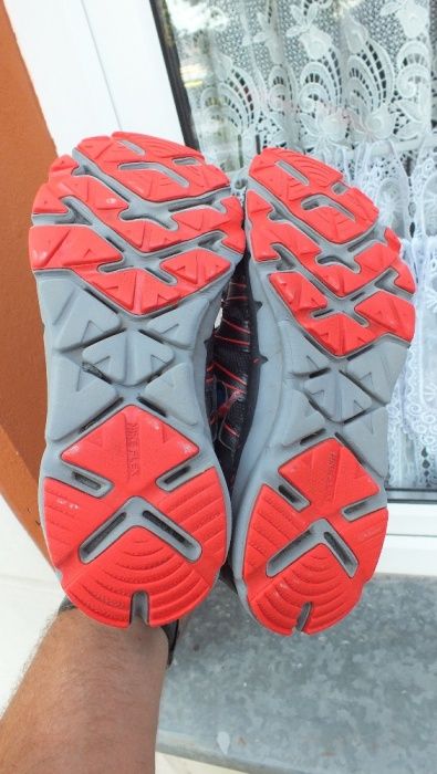 Super buty sportowe marki Nike w roz 45