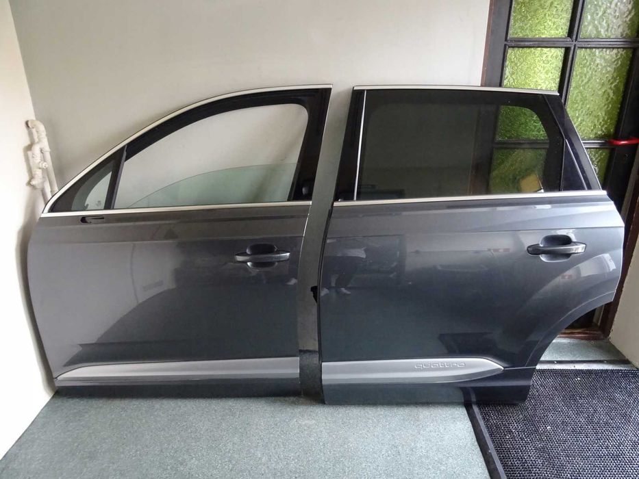 Двері до Audi Q7