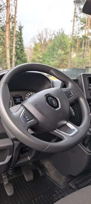 Вантажний автомобіль Renault Master L3H2 2023 рік випуску