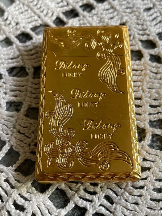 Fajna zapalniczka Dikang Lucky