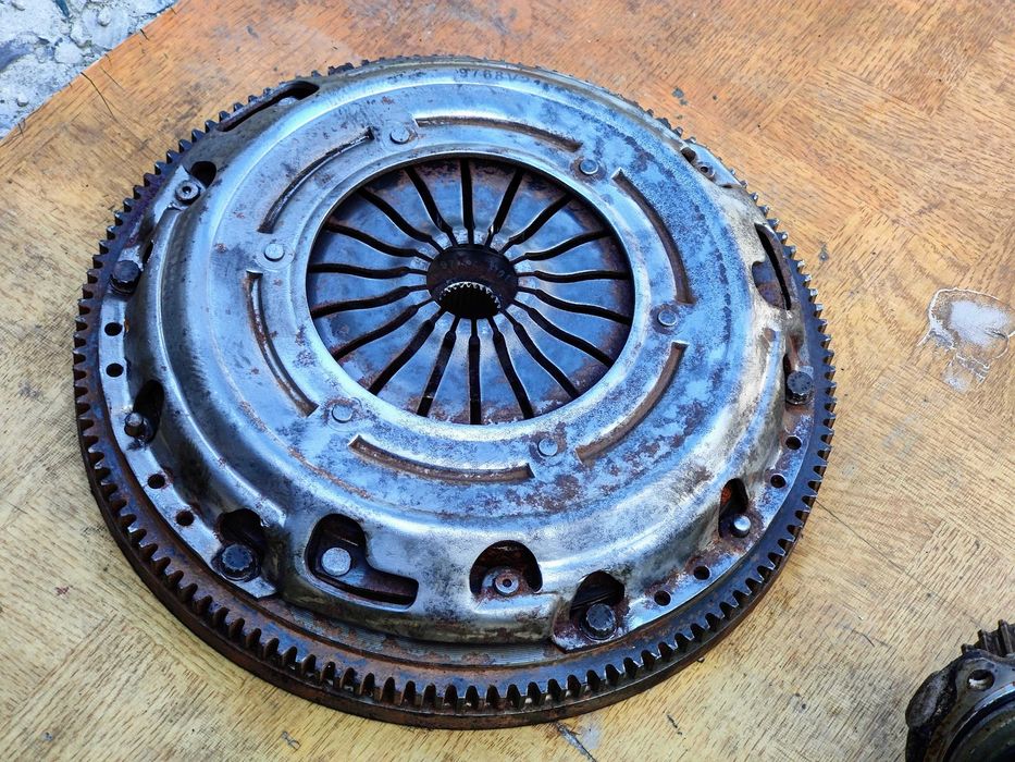 Комплект зчеплення + маховик Golf Plus BSE