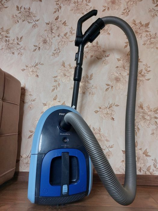 Мішковий пилосос Philips