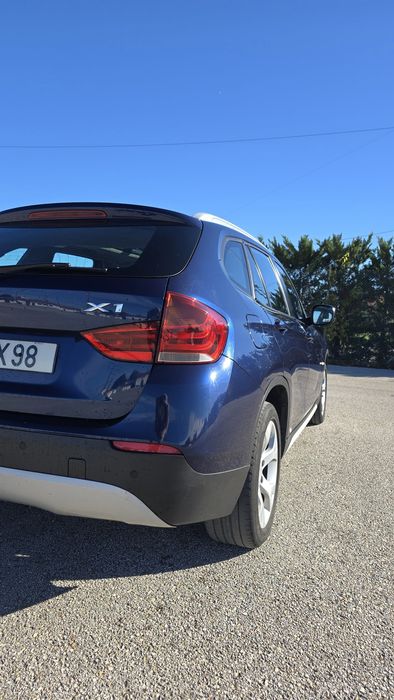 BMW X1 sDrive20d 177cv • Teto Panorâmico • Xenon • Pacote X-Line • 179