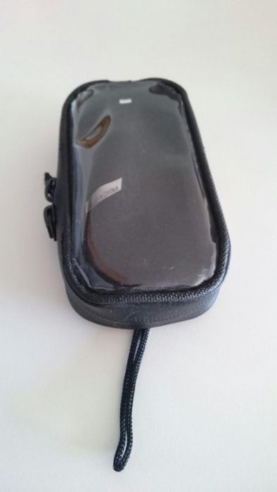 Bolsa preta para telemóvel, magnética