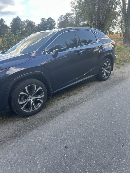 Lexus Rx350.