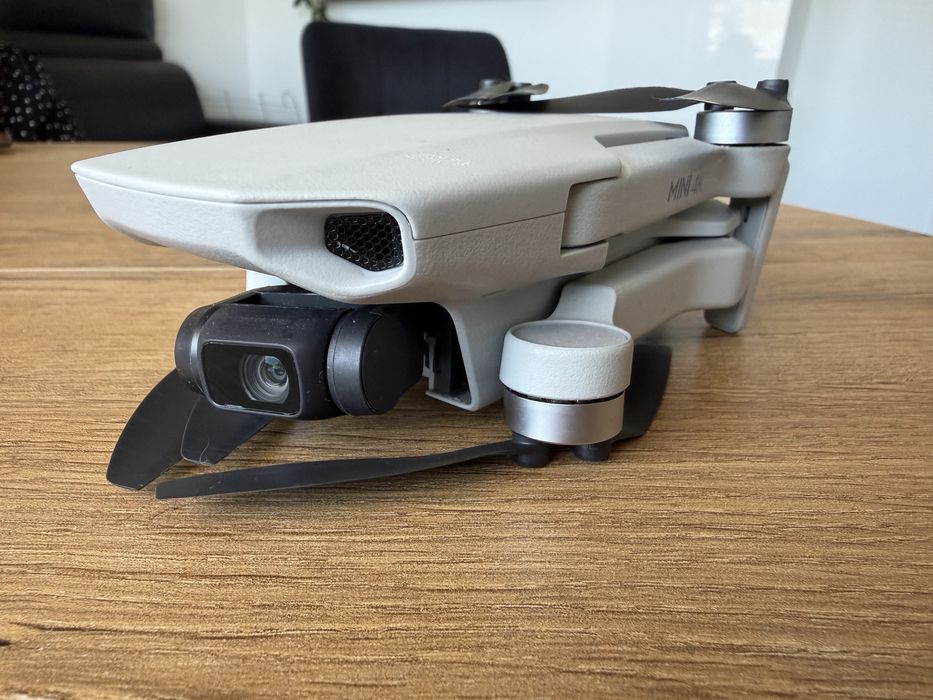 Dron DJI Mini 4K