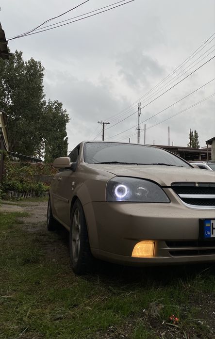 Продам фары лачетти