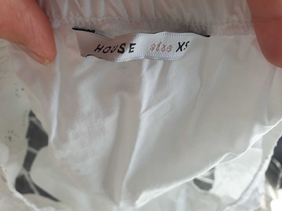Biała hiszpanka koszulka bluzka XS marki House.  100% bawełna NOWA