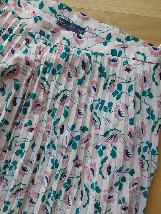Plisowana spódnica M&S 16
