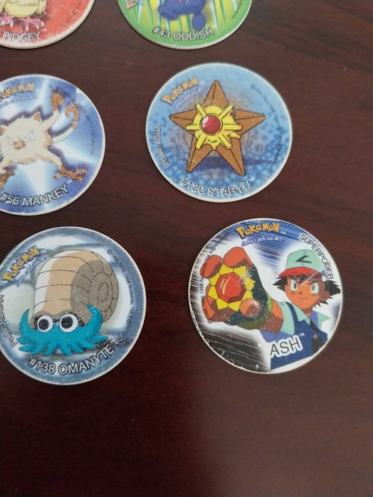 Lote 8 tazos Pokémon, raros e colecionáveis
