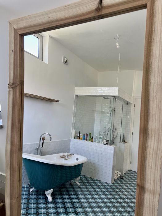 Espelho 2x1 metro com moldura de madeira