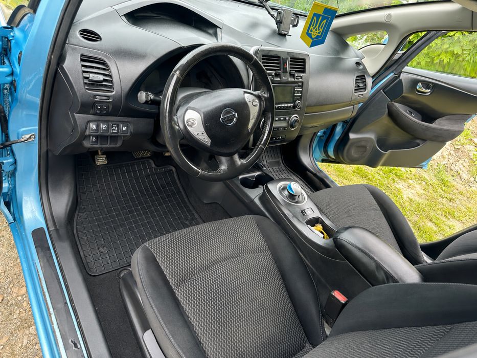 Продам власний Nissan Leaf