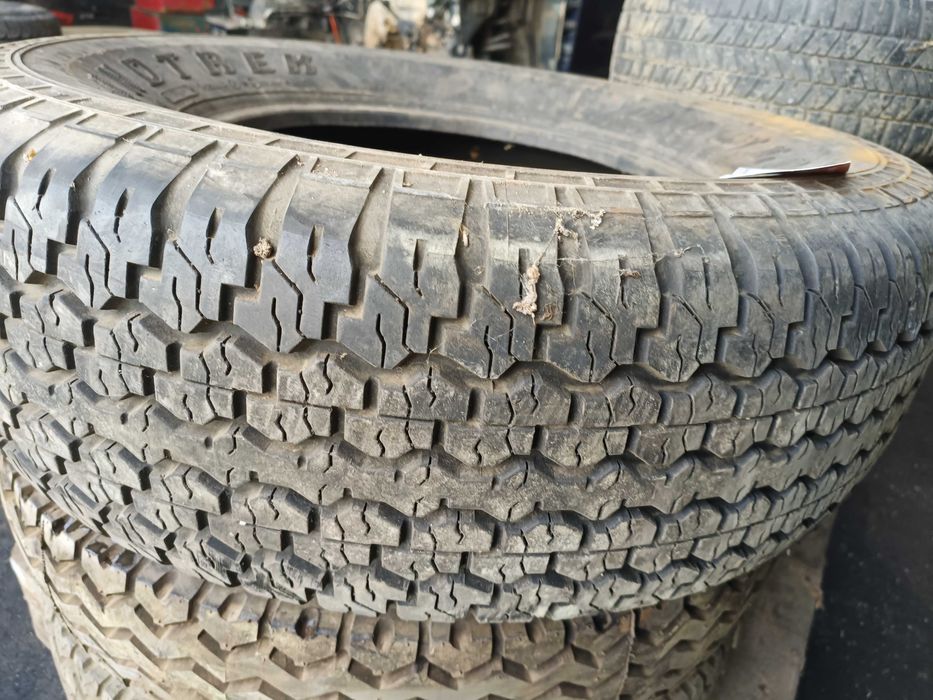 REFP11C 1 Pneu Dunlop 265/70R16 112s todo terreno jipes