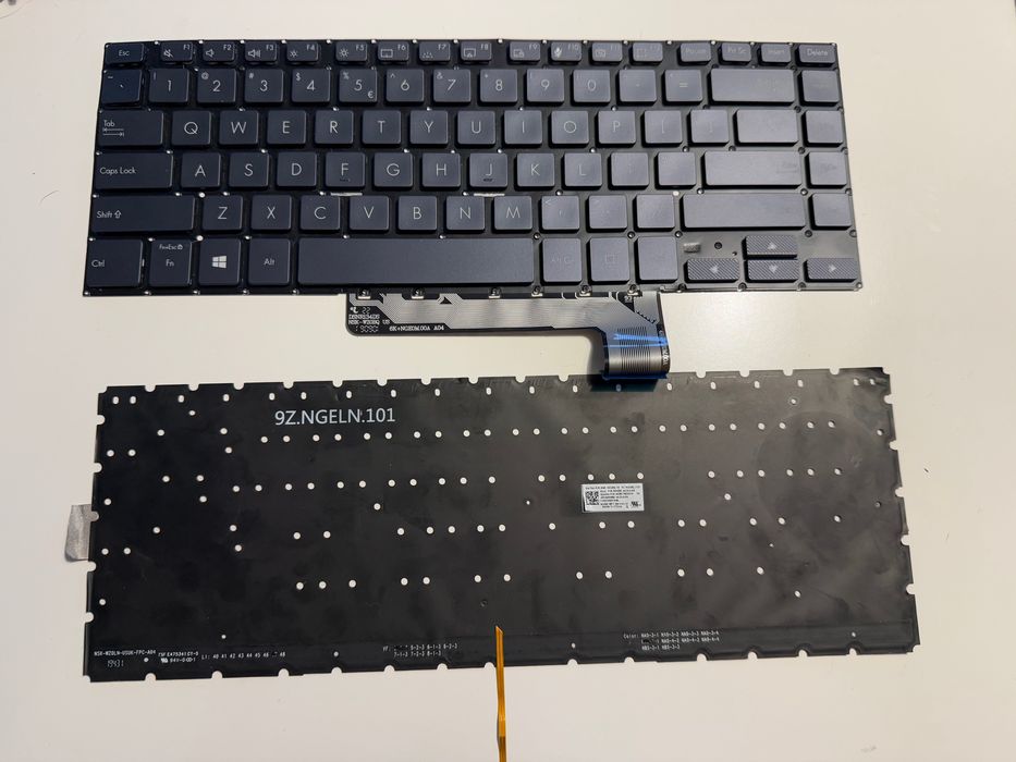 Asus ProArt Studiobook W700 - sprzedaż wszystkich części lub na części