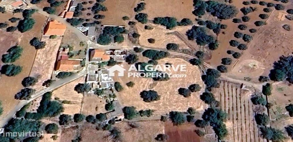 Quinta c/ ruina para renovar com vista de campo