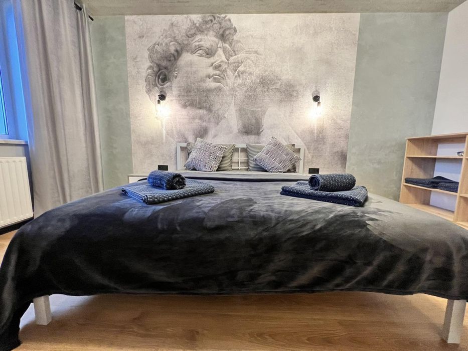 Подобово. Дизайнерська 2-х кімнатна квартира у стилі «ЛОФТ»