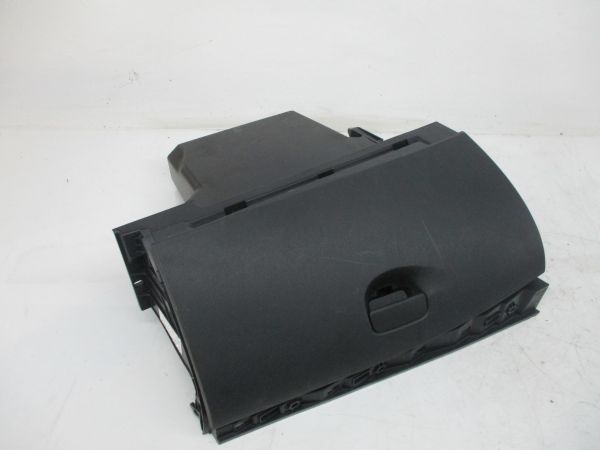 Porta luvas RENAULT Megane III (BZ0_)