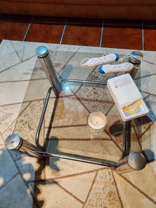 Mesa de centro em vidro