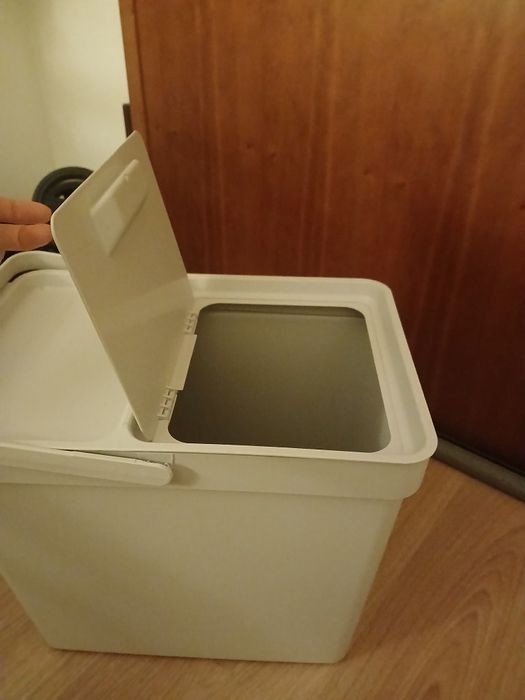 Caixote lixo Ikea nunca usado