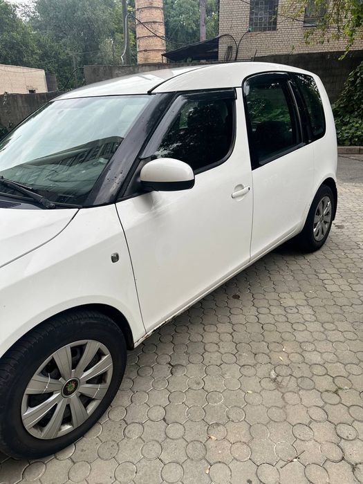 Продам Skoda Roomster 1.4